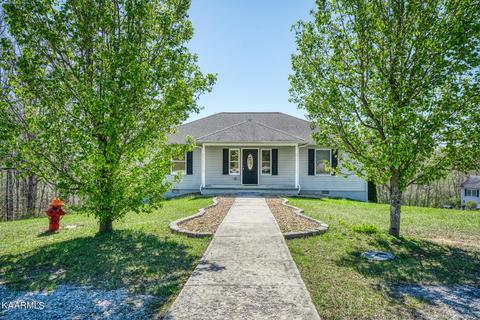 27 Birch Cir, Crossville, TN 38555