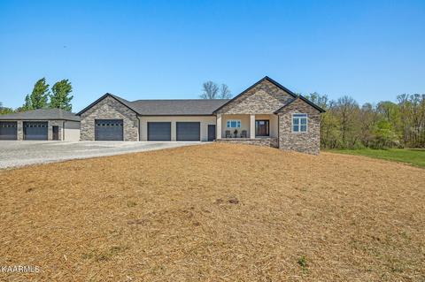 515 Clear Creek Ln, Monterey, TN 38574