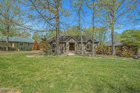 27 Creigmont Lane Ln, Crossville, TN 38558