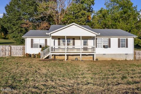 3020 Roberts Matthews Hwy, Sparta, TN 38583