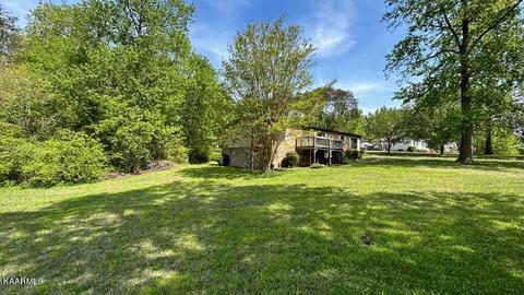 7817 Mcmillan Dr, Knoxville, TN 37914