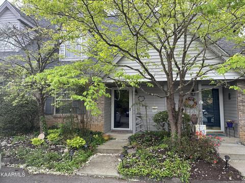 5008 Trace Manor Ln, Knoxville, TN 37912
