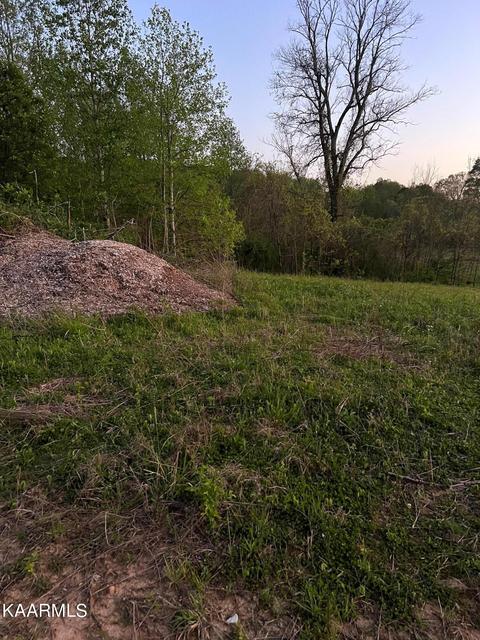 Dutch Valley Rd, Clinton, TN 37716