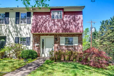 7001 Traditional Dr, Knoxville, TN 37909
