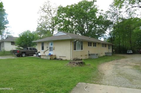 100 Nevada Cir, Oak Ridge, TN 37830
