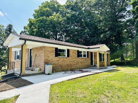 713 Fan St, Tazewell, TN 37879