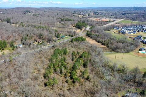 Oak Ridge Hwy, Knoxville, TN 37931