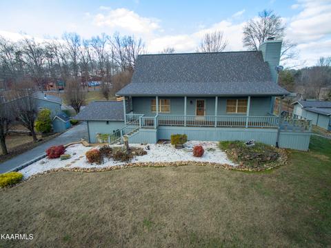 1243 Cedar Hills Rd, Dandridge, TN 37725