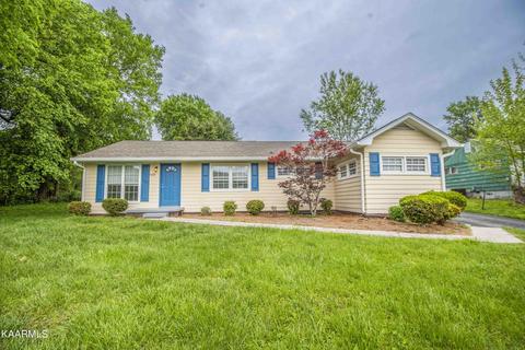5125 NW Papermill Dr, Knoxville, TN 37909