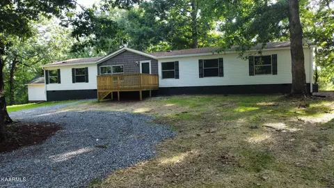 2668 Highland Ave, Lenoir City, TN 37771