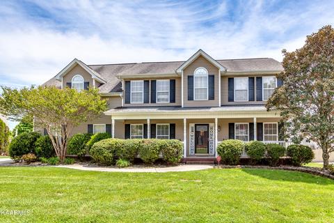 5034 Jade Pasture Ln, Knoxville, TN 37918