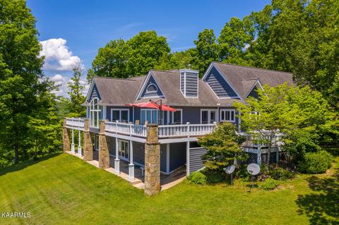 206 Deer Ridge Ln, La Follette, TN 37766