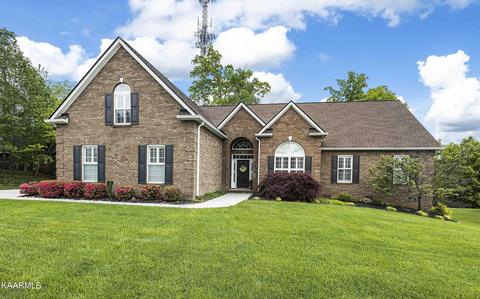 9556 Hickory Knoll Ln, Knoxville, TN 37931