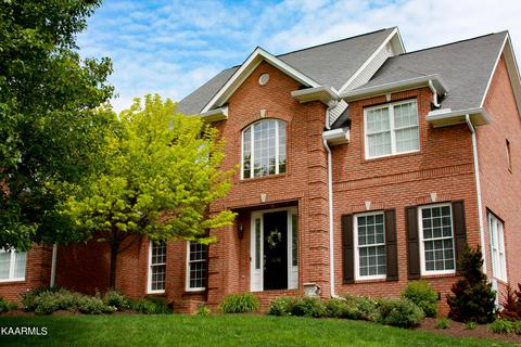 406 Gwinhurst Rd, Farragut, TN 37934