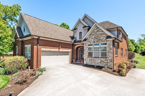 10300 Noras Path Ln, Knoxville, TN 37932