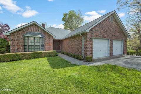 29 Quail Hollow Dr, Crossville, TN 38555