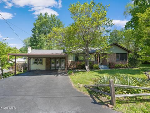 2121 Sandra Dr, Knoxville, TN 37918