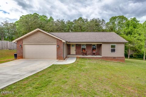476 Klondike Cir, Kodak, TN 37764