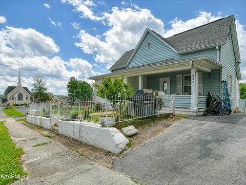 308 N C St, Lenoir City, TN 37771