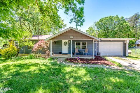 3911 Amber Rdg Way, Knoxville, TN 37918