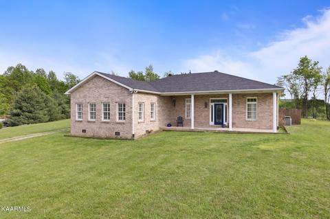 170 Hidden Cove Ln, Allons, TN 38541
