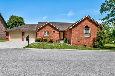 137 Whisper Creek Rd, La Follette, TN 37766