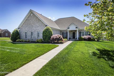 164 Shadowbay Ln #1, Lenoir City, TN 37772