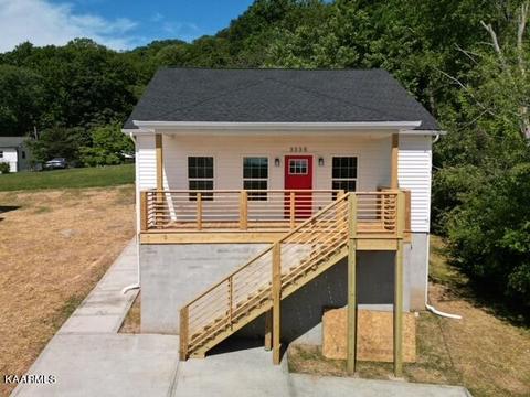 3335 Johnston St, Knoxville, TN 37921