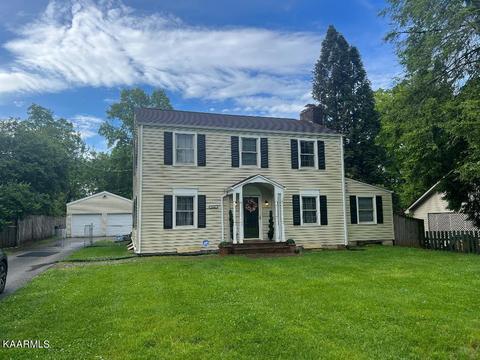 5407 NE Crestwood Rd, Knoxville, TN 37918
