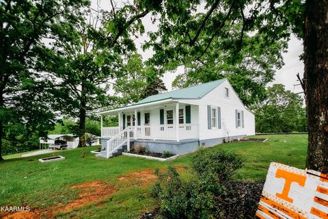 6357 Lollar Rd, Baxter, TN 38544