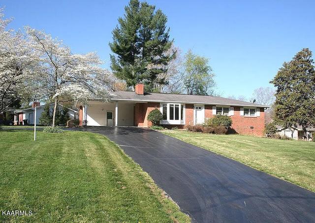 164 Mimosa Ln, Crossville, TN 38572