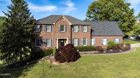 10630 Kincer Farms Dr, Knoxville, TN 37922