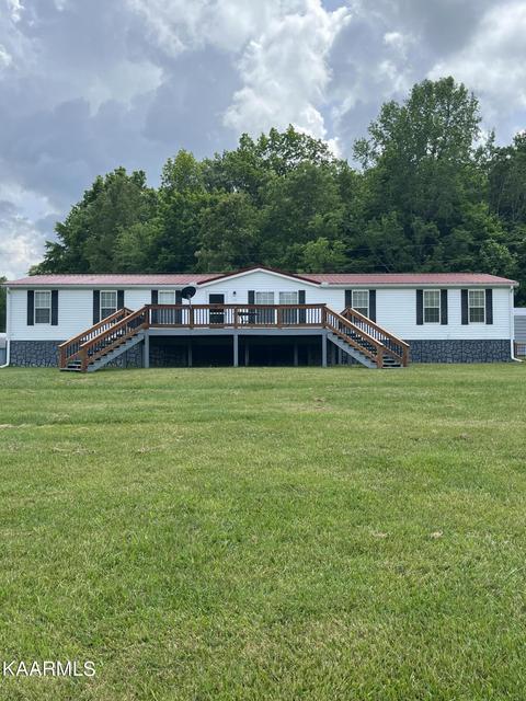 145 Music Barn Ln, Monterey, TN 38574