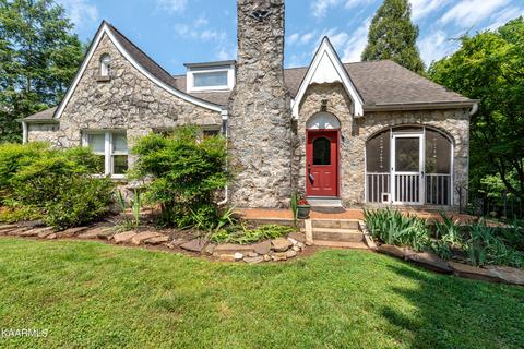 1105 Oak Park Ave, Maryville, TN 37803