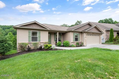 2824 Hopscotch Ln, Knoxville, TN 37931