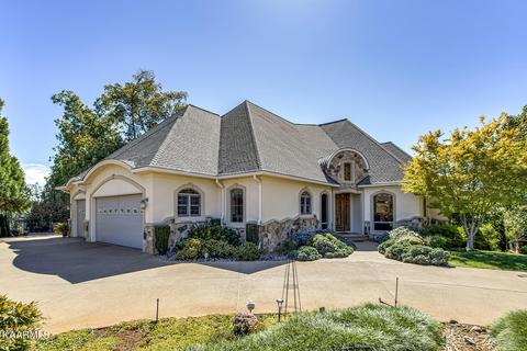 119 Big Water Dr, Vonore, TN 37885