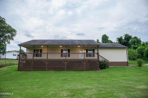 1735 Lively Rd, Maryville, TN 37801