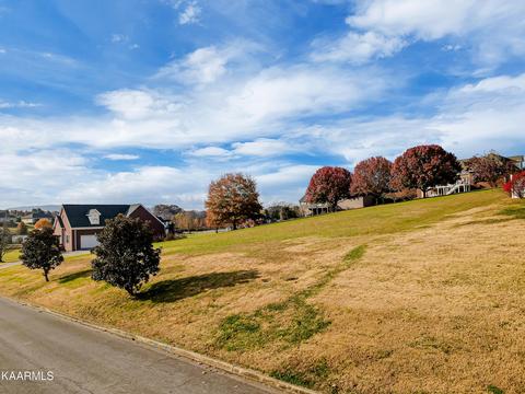 Front Runner Lane, Seymour, TN 37865