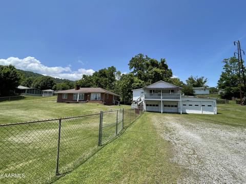 114 Pearl St, Rocky Top, TN 37769