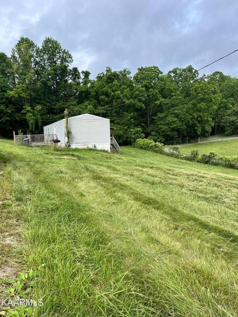 497 Wallace Rd, Luttrell, TN 37779 photo 10