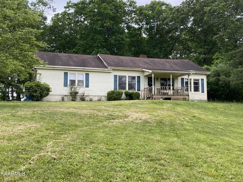 221 Old Mail Rd, Crossville, TN 38555