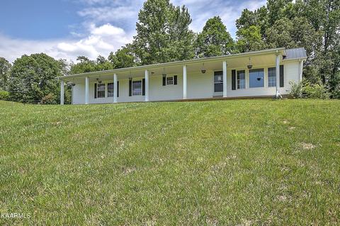 1214 Lowell St, Johnson City, TN 37601