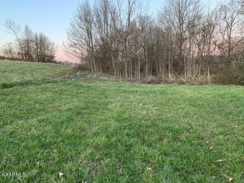 N Rogers Rd, Seymour, TN 37865