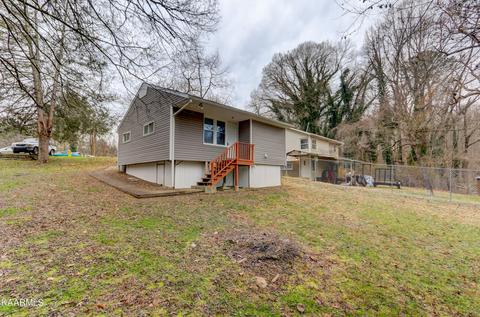 127 Jonathan Ln, Oak Ridge, TN 37830