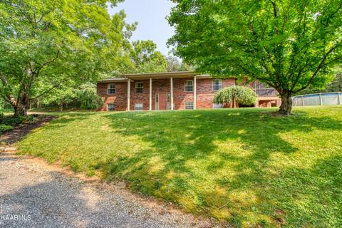 1207 Fagley Dr, Seymour, TN 37865
