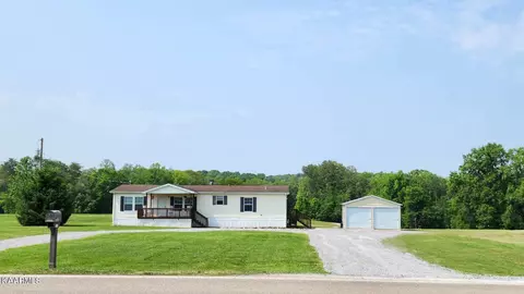 1673 E Highway 25 70, Dandridge, TN 37725