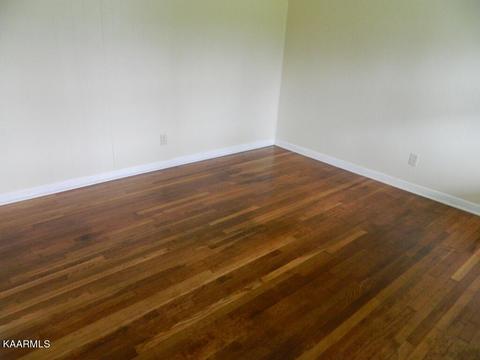5705 Roberts Rd, Corryton, TN 37721 photo 10