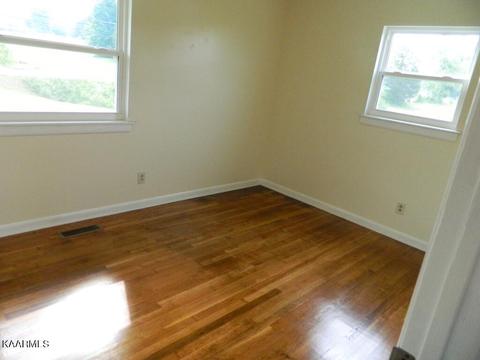 5705 Roberts Rd, Corryton, TN 37721 photo 15