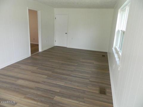 5705 Roberts Rd, Corryton, TN 37721 photo 33