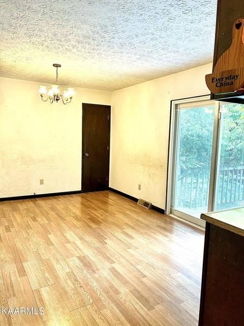 110 Maple Ln, Powell, TN 37849 photo 7